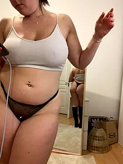 Chloe-taa