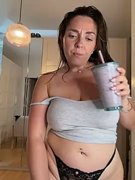 Chloe-ta