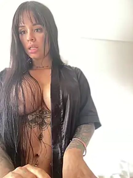 LaraHenao