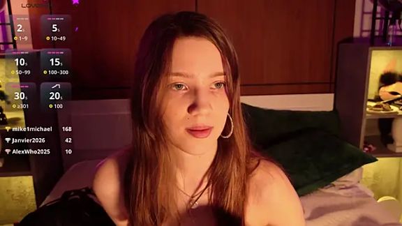 Alison_kisss