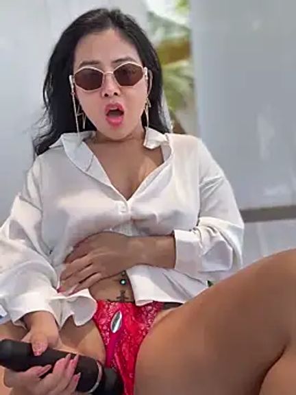 OUTDOOR_QUEEN010