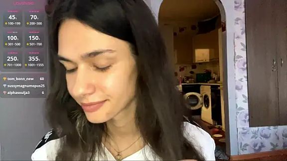 PlayfulShyEmma