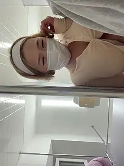 Asian_Asami