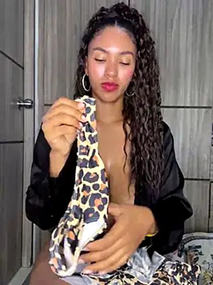 Mia_sweet80