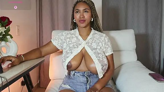 Mia_sweet80