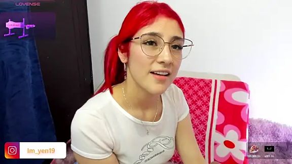 adahra_younng1