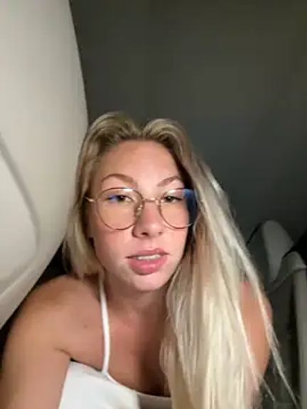 LuisaBecker
