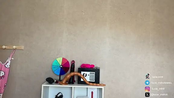 lucie_mehott