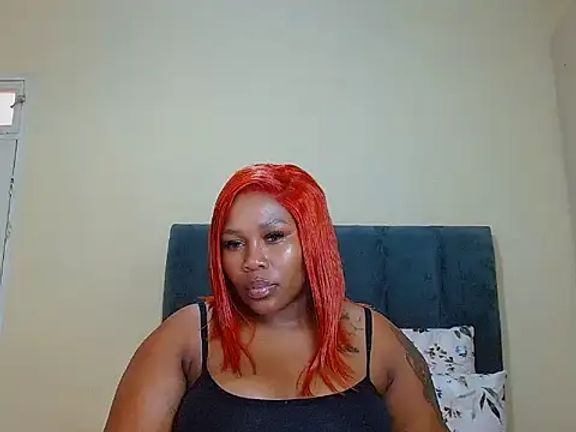 curvycloe1