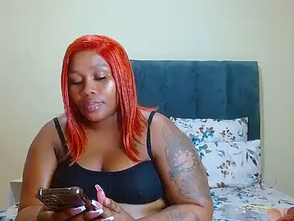 curvycloe1