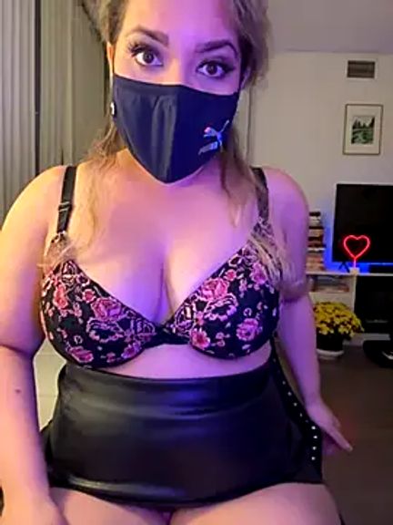 cam_divaa