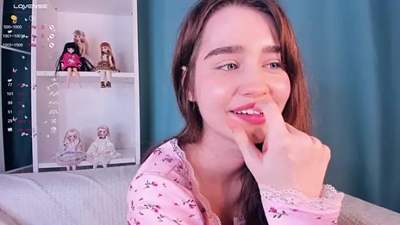 lovelyalivia
