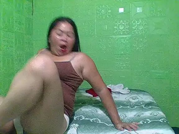 hottestmommm12345