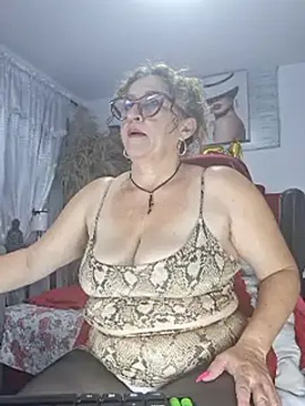 evelin_hott