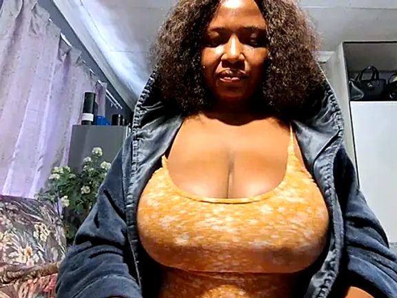 EbonyRose9