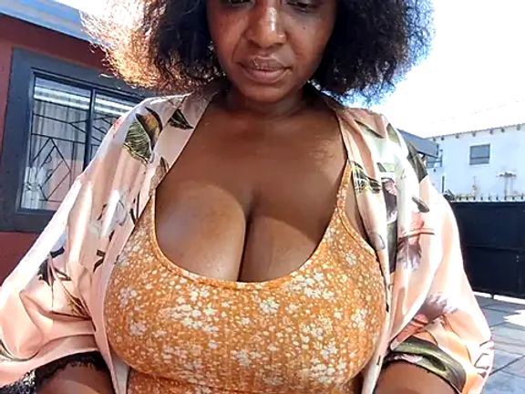 EbonyRose9