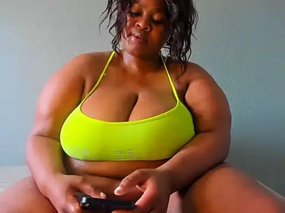 ThickLeeyanaX