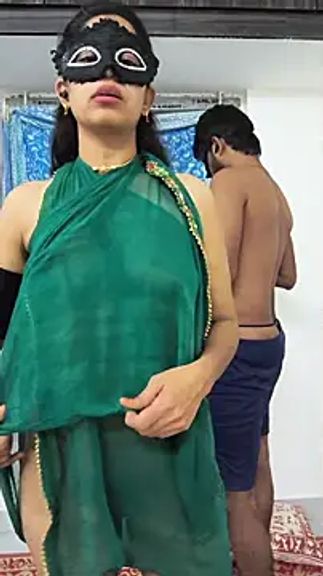 NAUGHTY_INDIAN_COUPLE