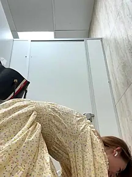 -AngelAri-