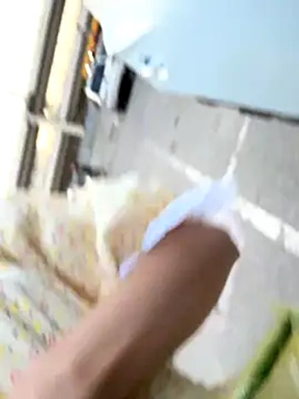 -AngelAri-