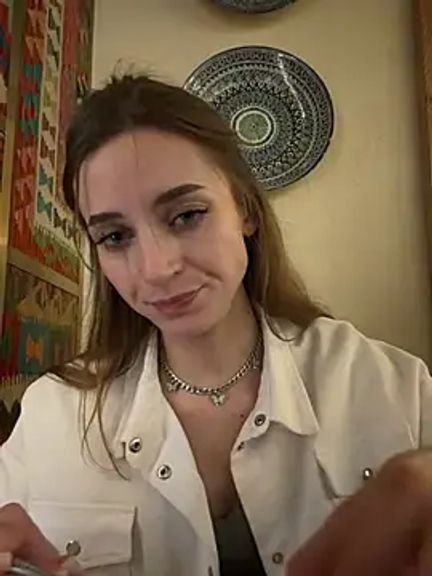 -AngelAri-