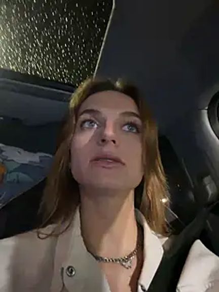 -AngelAri-