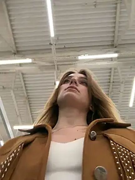 -AngelAri-