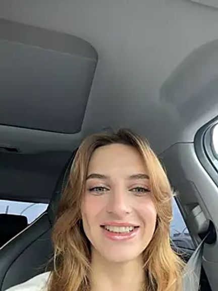-AngelAri-
