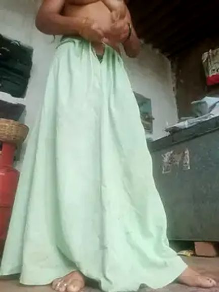 Devki_hot