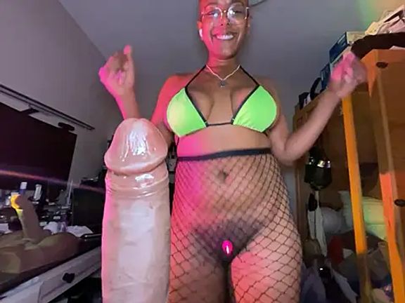 aliayourfav