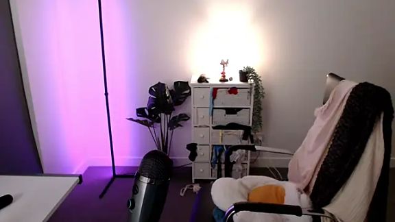Lenas_Room