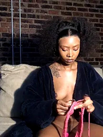 TyraaLee