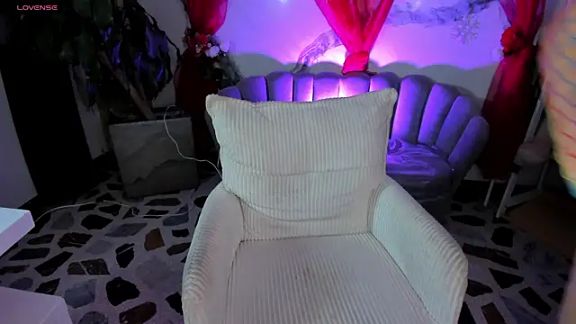 NahomiRichards_