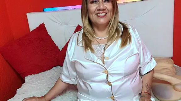 yayita_mature