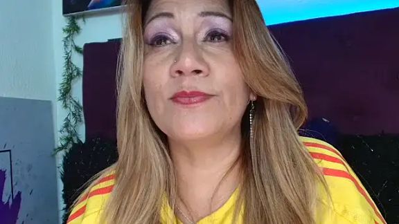 yayita_mature
