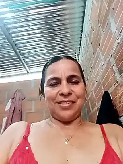 Luciana-Dirty