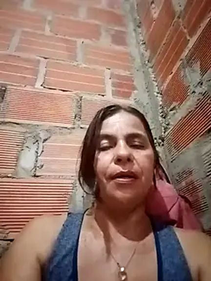Luciana-Dirty