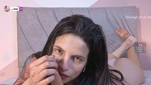 angieebaezz