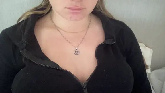 KaraLeee
