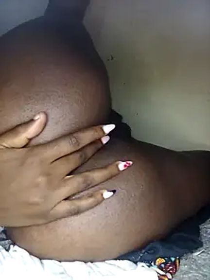 Hot_ebony30