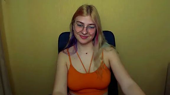 Luna_Lush_