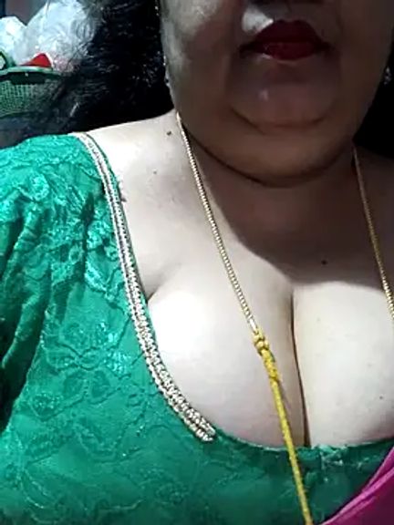 tamilthanushri
