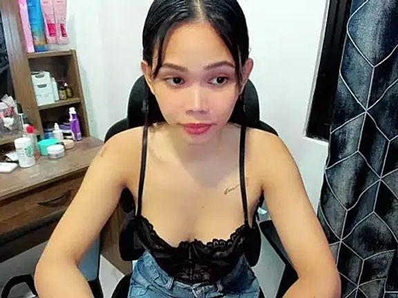 Ms_Laraswan
