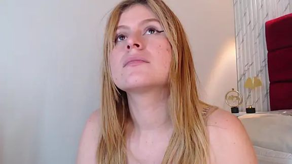 Emmaa_Blonde