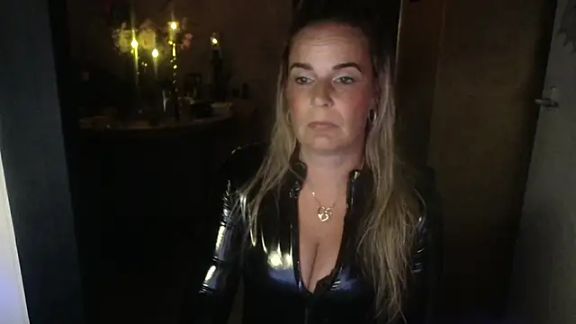 MystiqueMaven