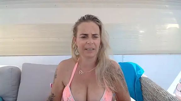 xMystiqueMavenx