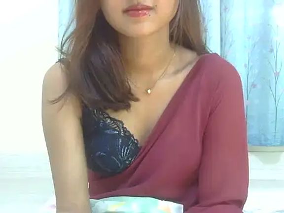 Maaaya_Pari