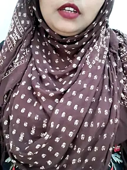 Lovely_Ayesha-