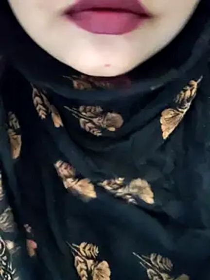 Lovely_Ayesha-