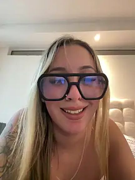 Mialunaxx